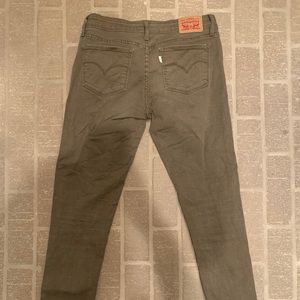 Levi olive green skinny jeans